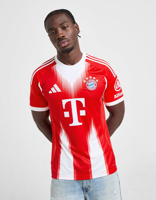 Red adidas FC Bayern Munich 2025/26 Home Shirt