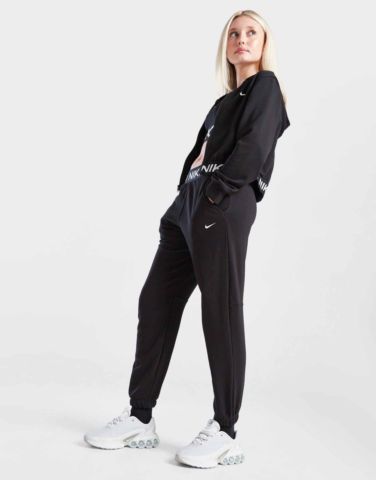 jd sports nike slim fit joggers