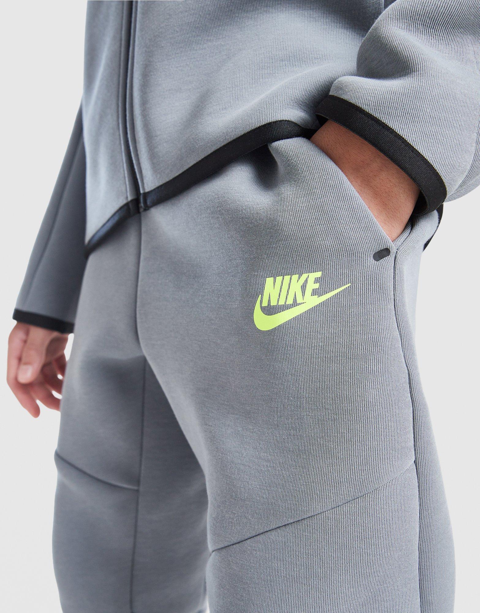 nike tech fleece joggers gunsmoke