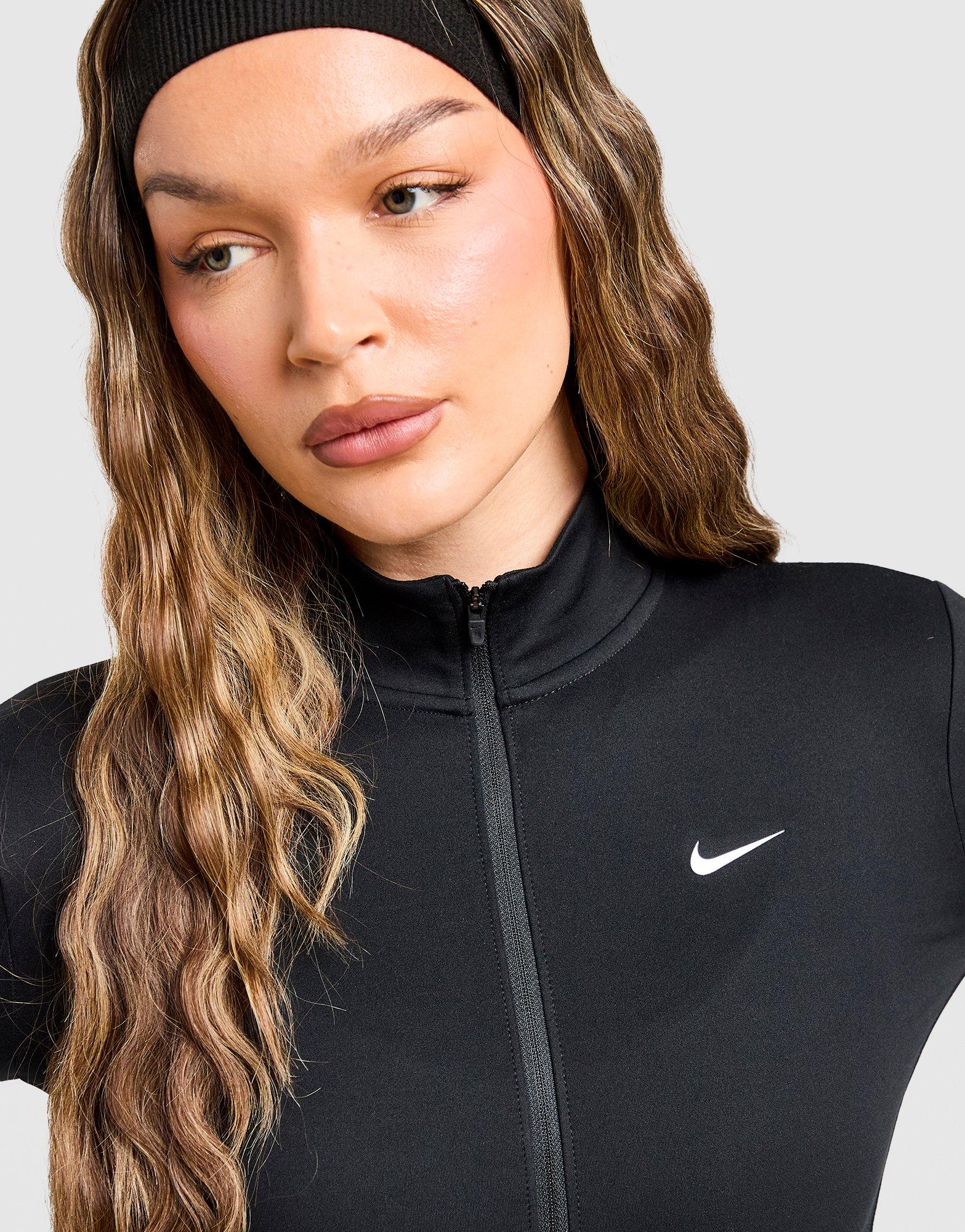 nike training zip up