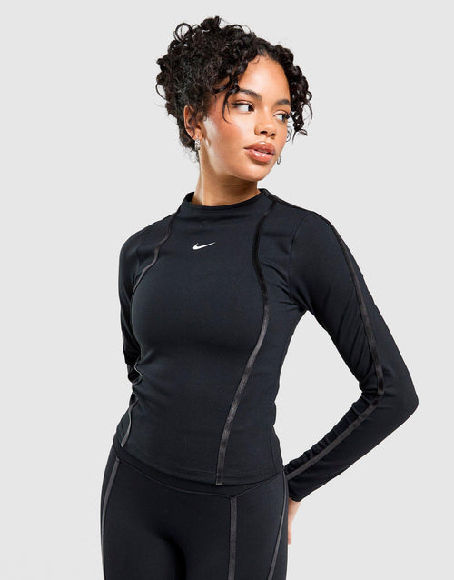 Training One Velvet Binding Long Sleeve Top
