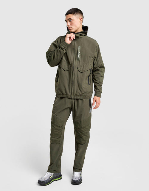 Air Max Woven Jacket