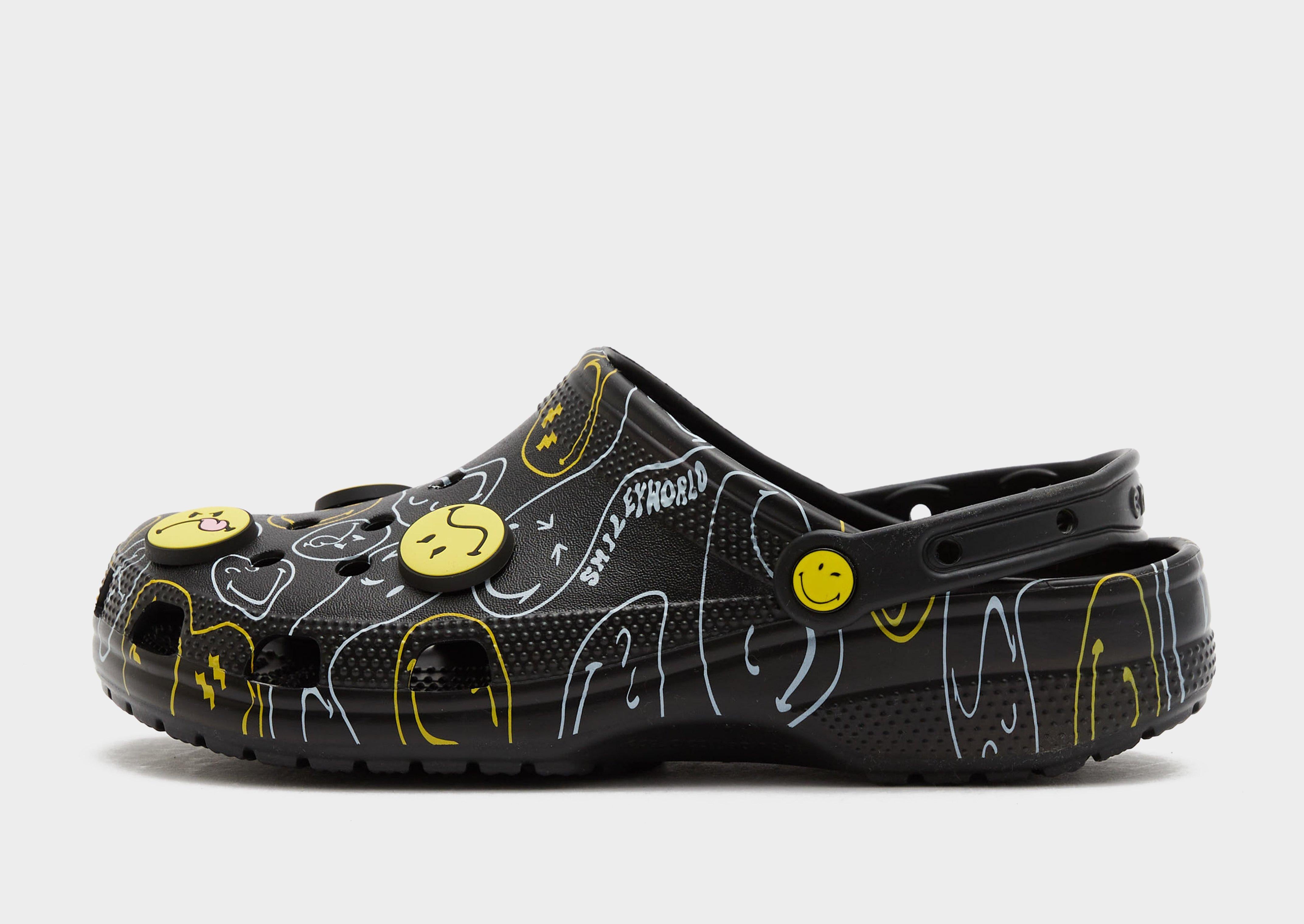 x SmileyWorld Classic Clog