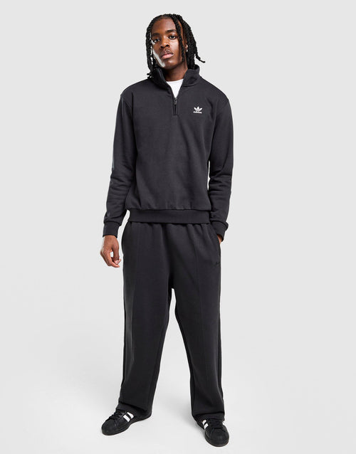 Trefoil Essentials 1/4 Zip Sweatshirt