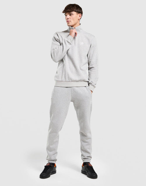 Trefoil Essentials 1/4 Zip Sweatshirt