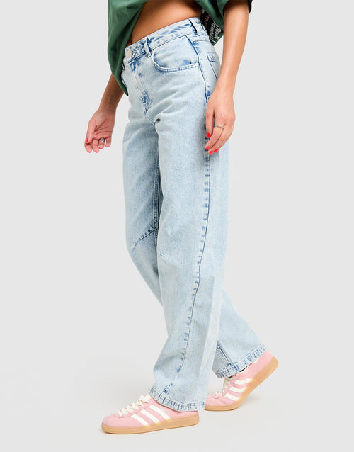 Mid-Rise Barrel Jeans