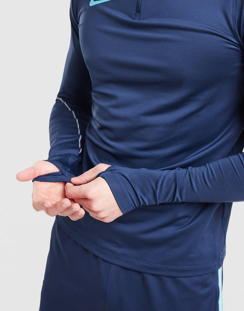 Strike 1/4 Zip Top