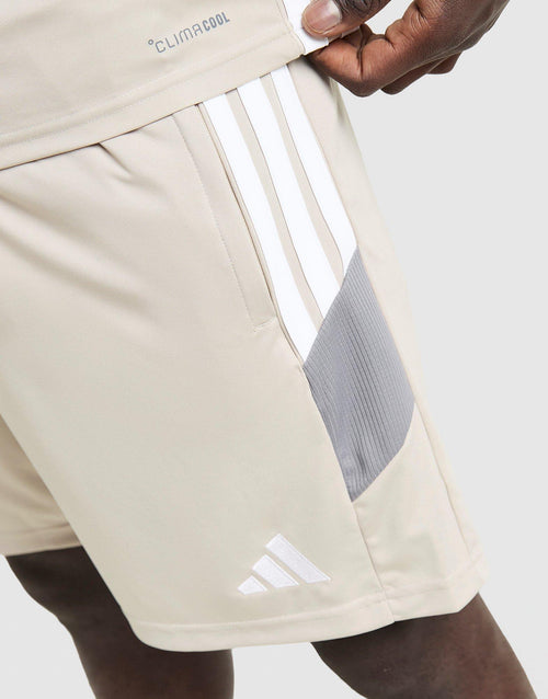 Tiro 26 Shorts