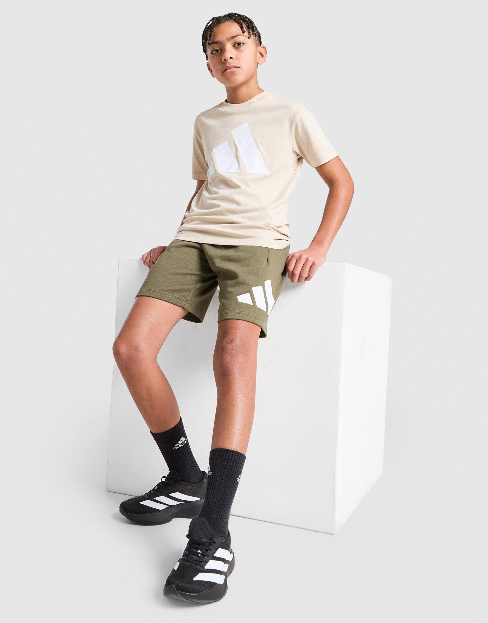 Badge Of Sport Large Logo T-Shirt/Short Set Junior