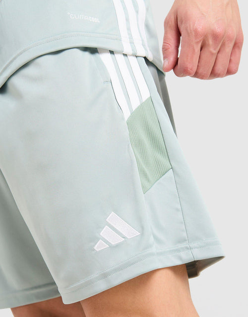 Tiro 26 Shorts