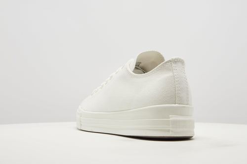 Chuck Taylor All Star Throwback Ox
