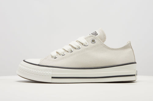 Chuck Taylor Throwback Low Women's