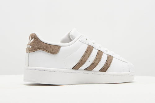 Superstar Junior's