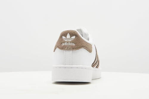 Superstar Junior's