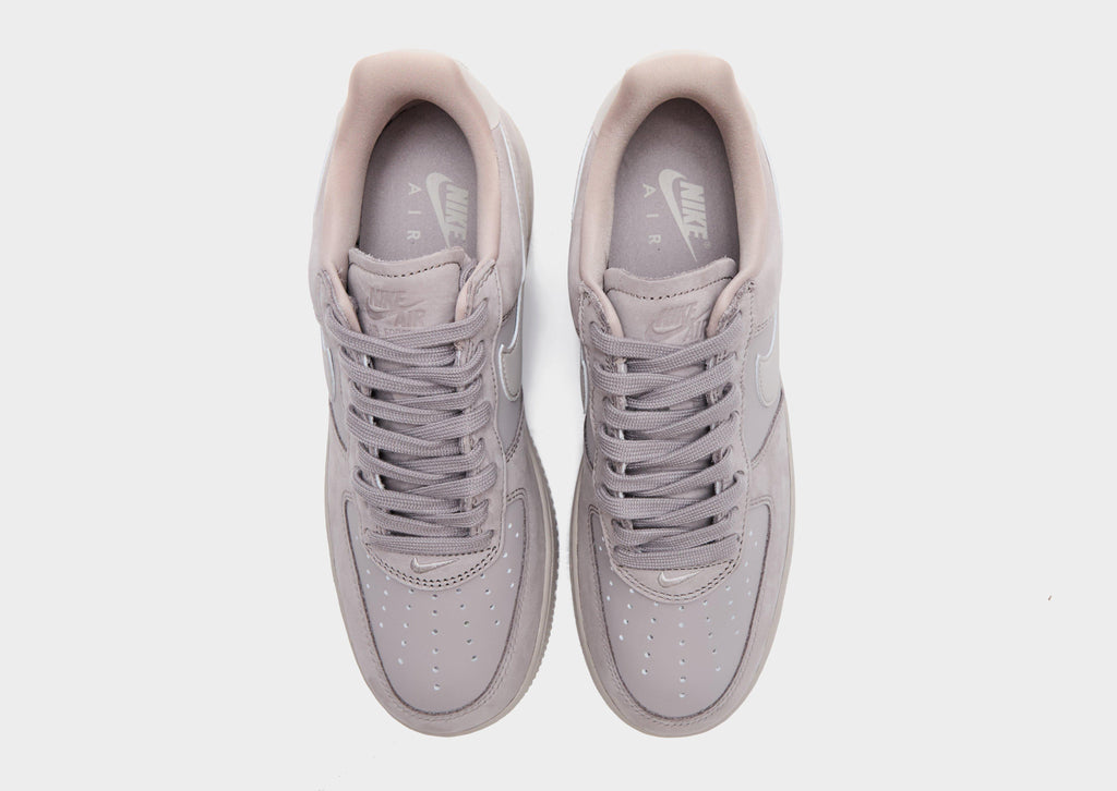 Air Force 1 Retro Premium