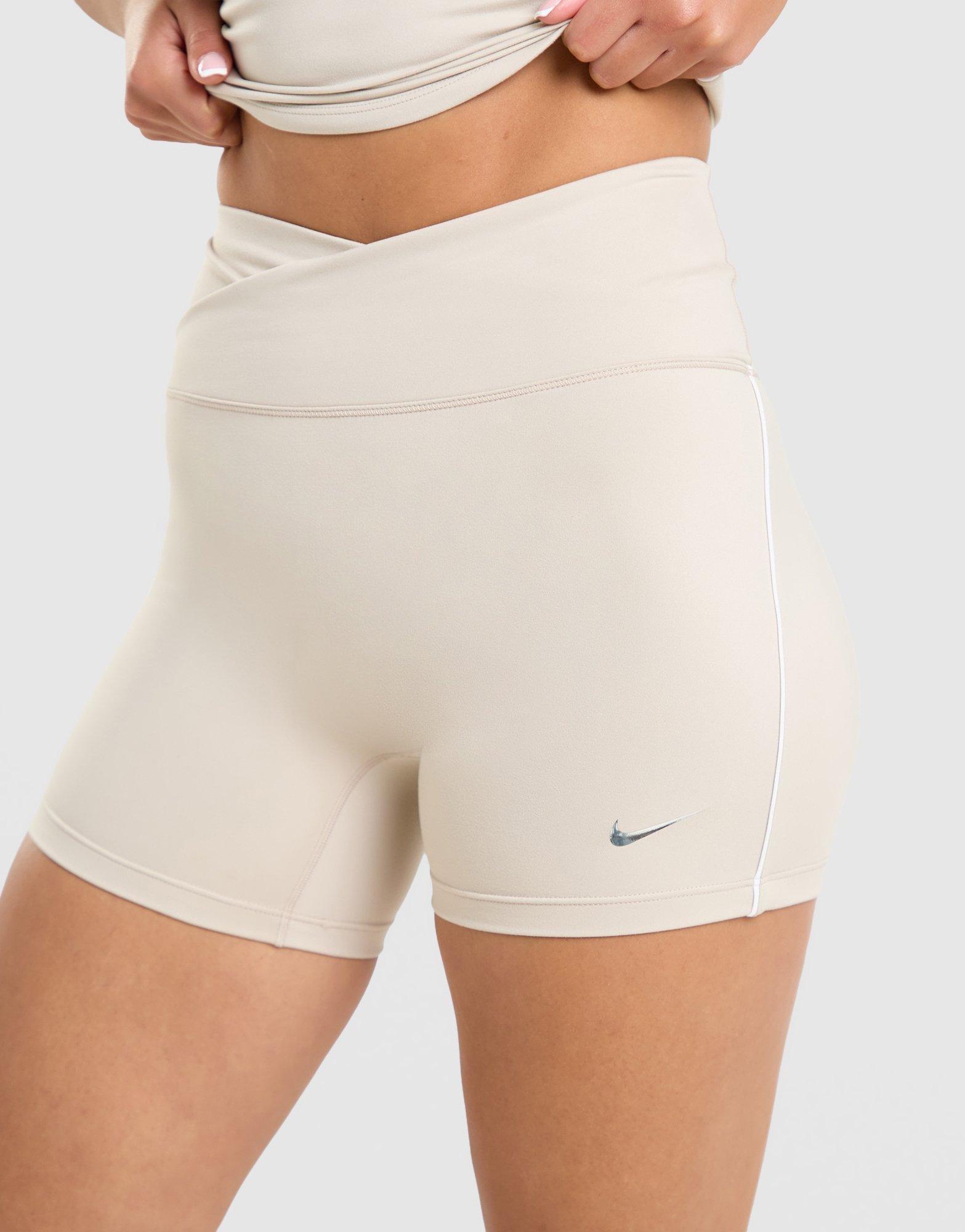 Training Gym Life Swoosh 5" V Waist Bike Shorts