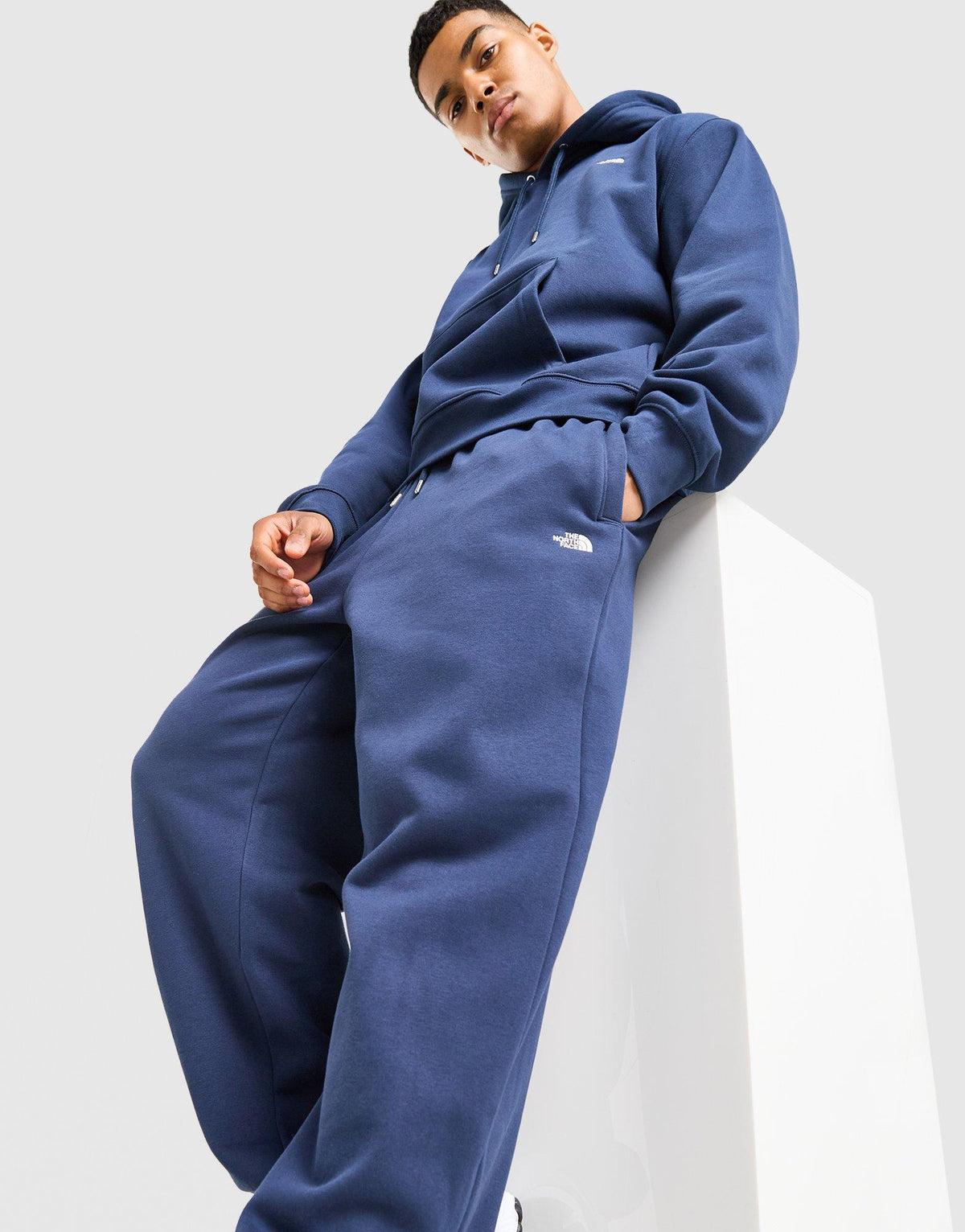 Essential Relaxed Joggers