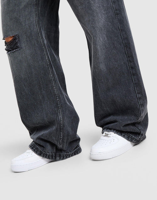 Mono Applique Jeans