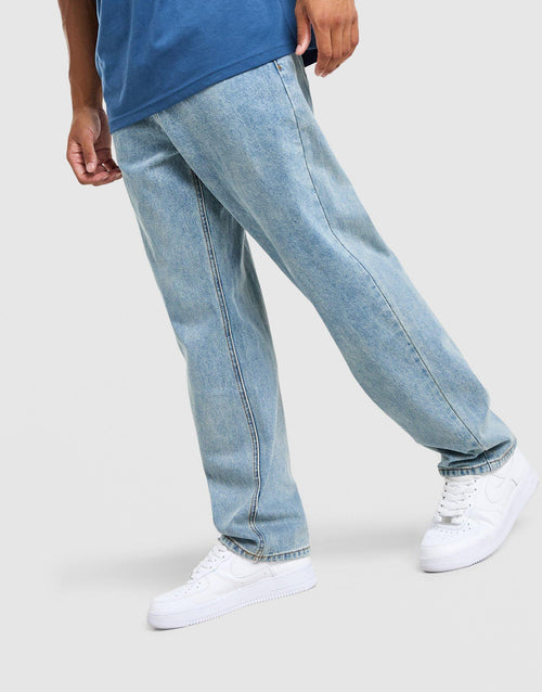 Core Relaxed Jeans