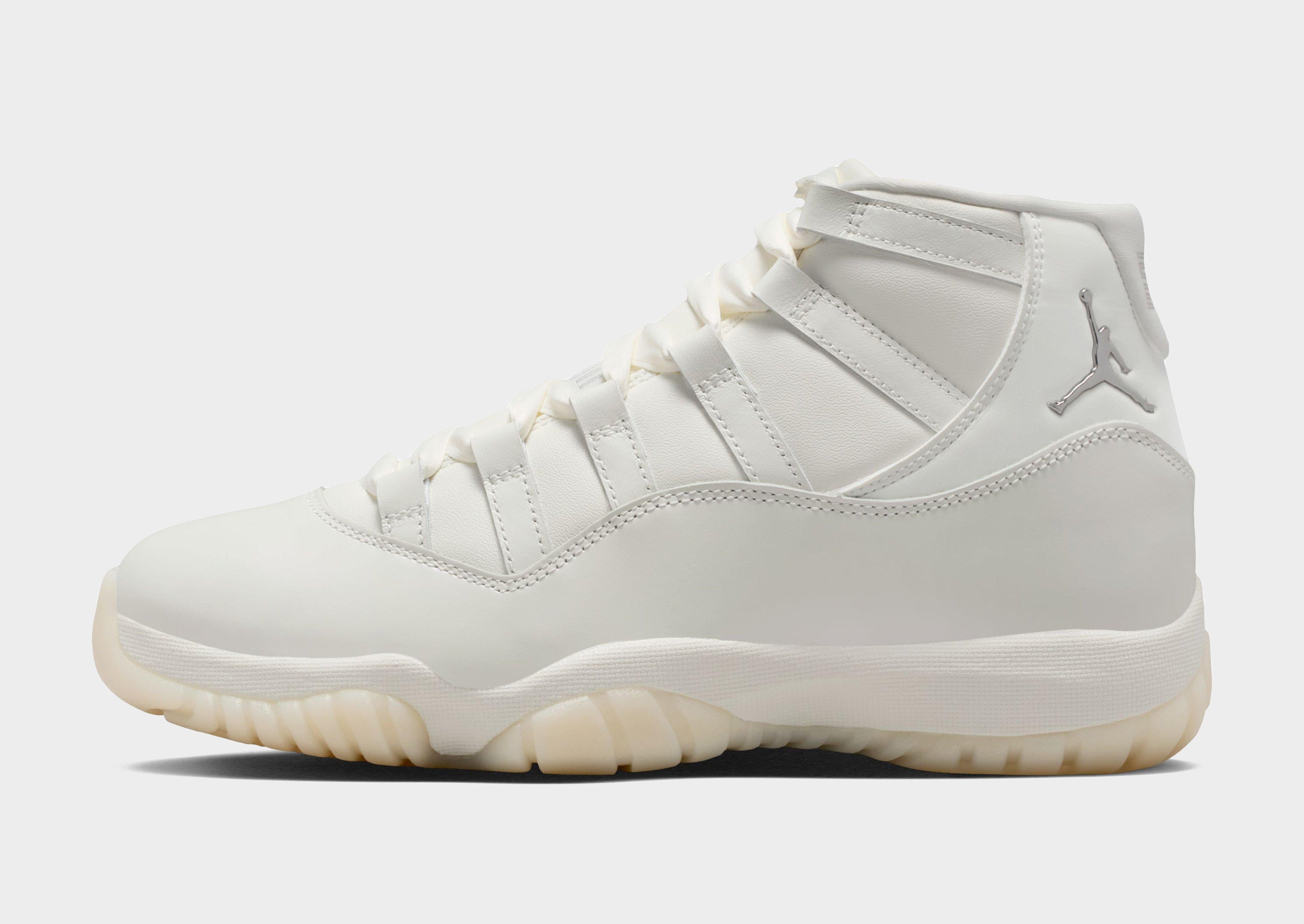 Air 11 Retro Women's