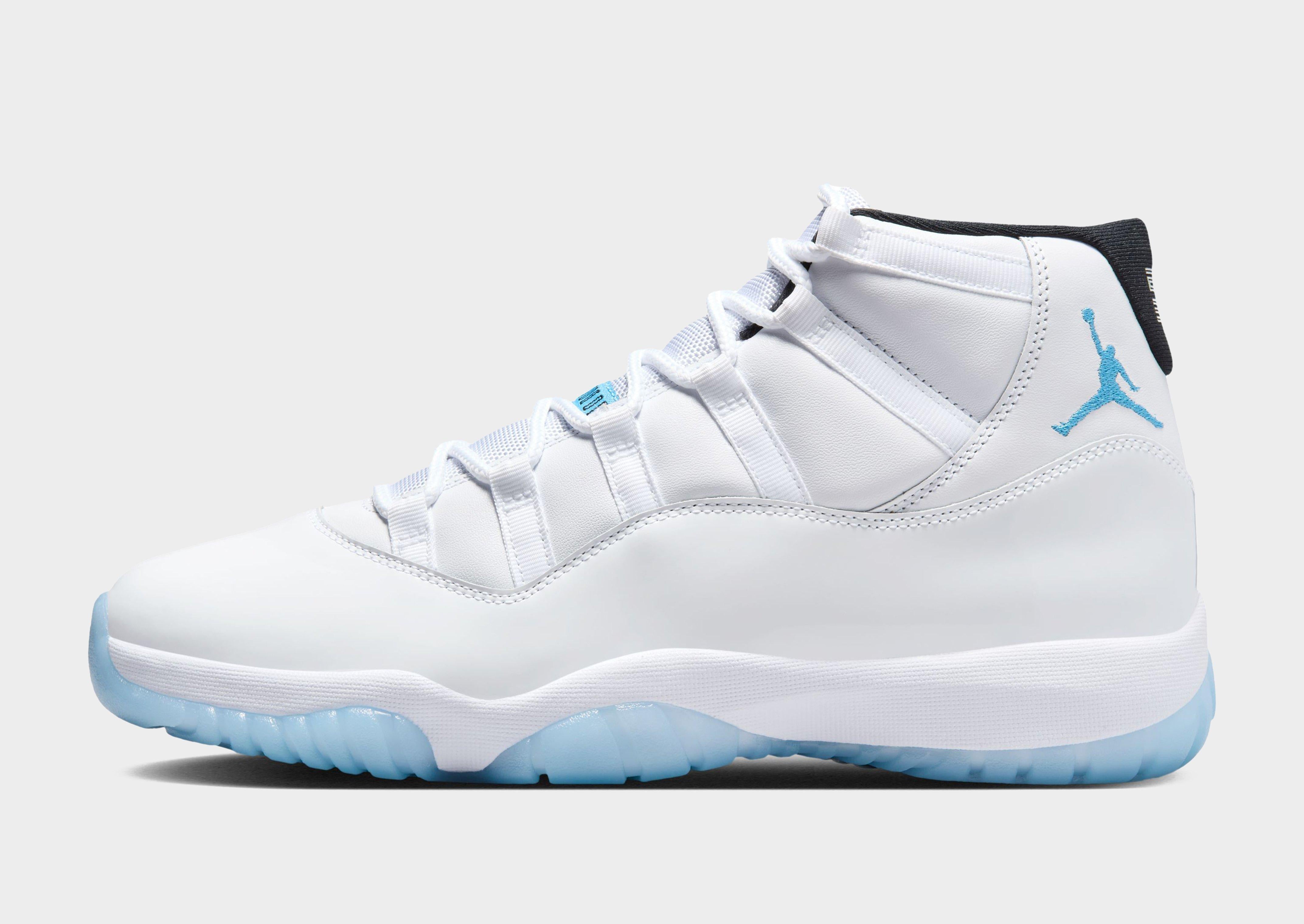 Air 11 Retro