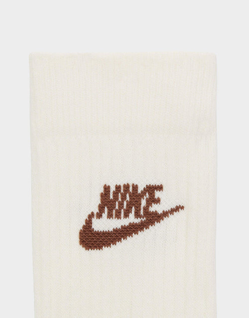 Sportswear Essential Crew Socks