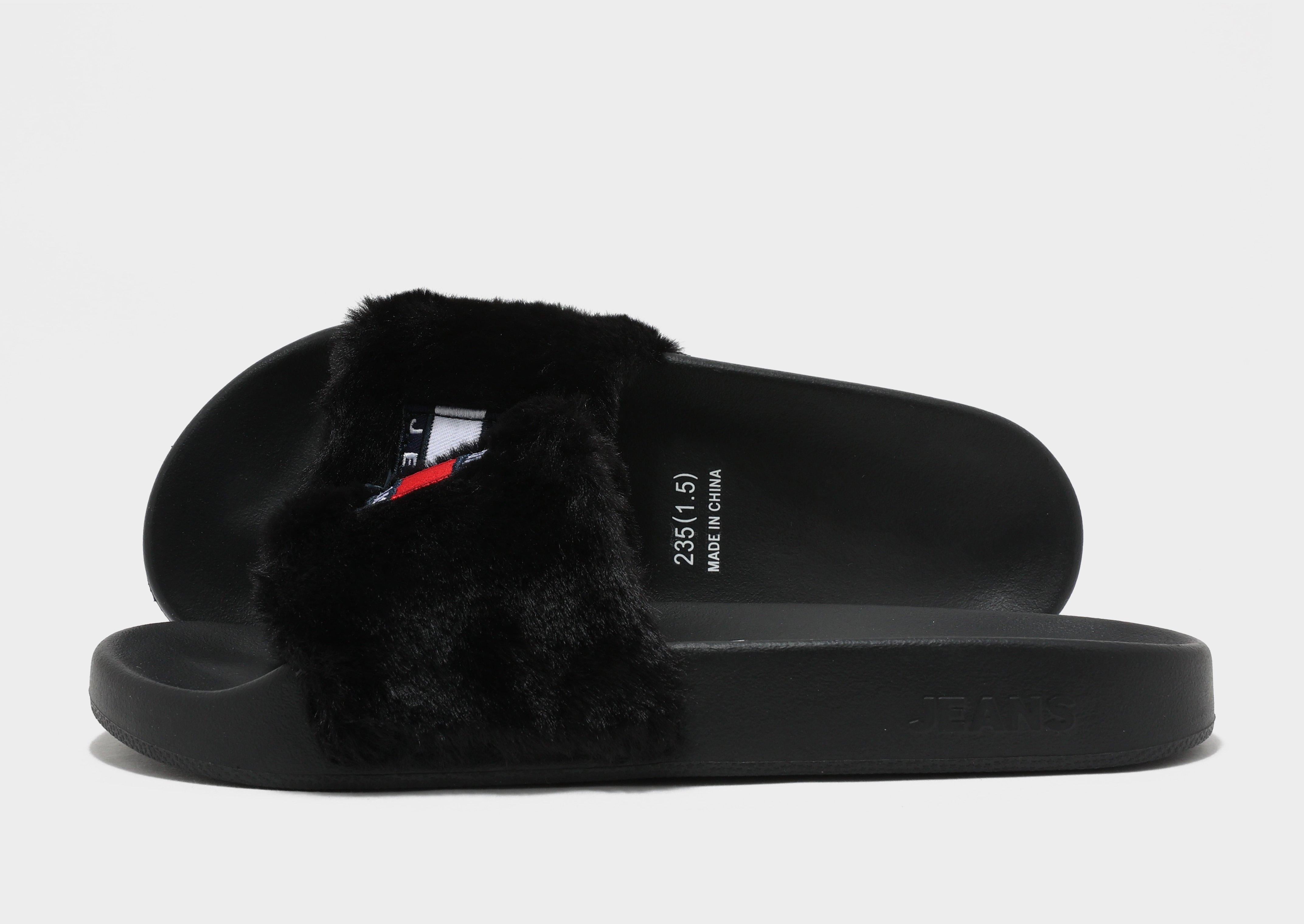 TJ Flag Logo Fur Pool Slide Women's