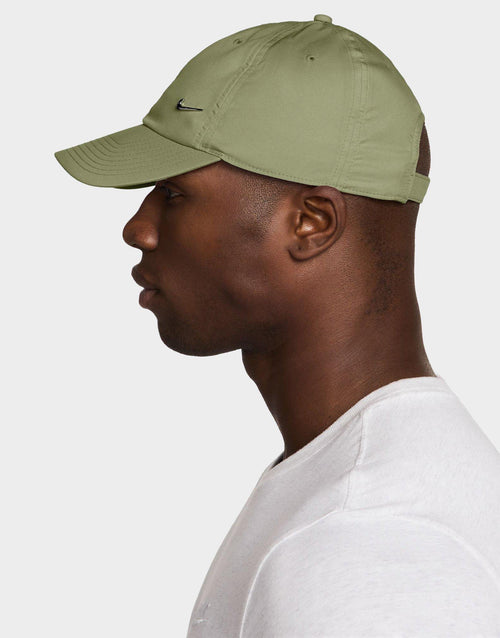 Dri-FIT Club Metal Swoosh Cap