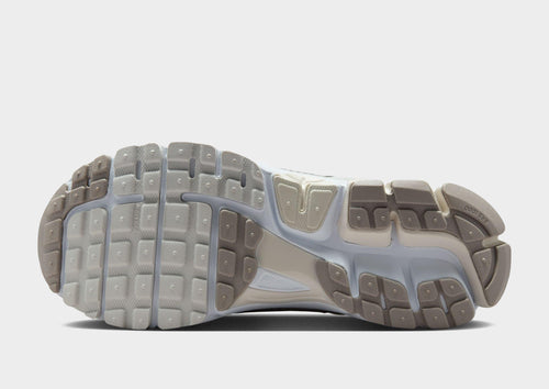 Zoom Vomero 5 Women's