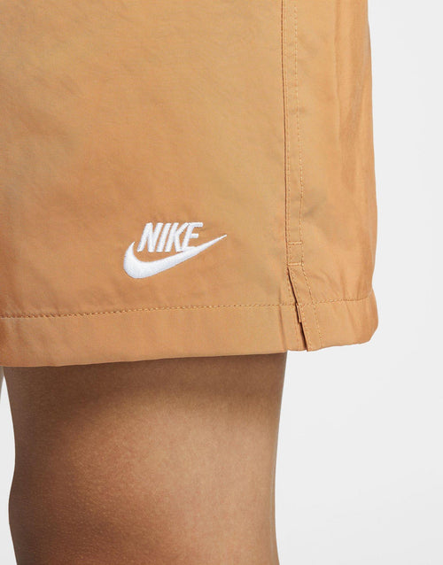 Club Woven Flow Shorts