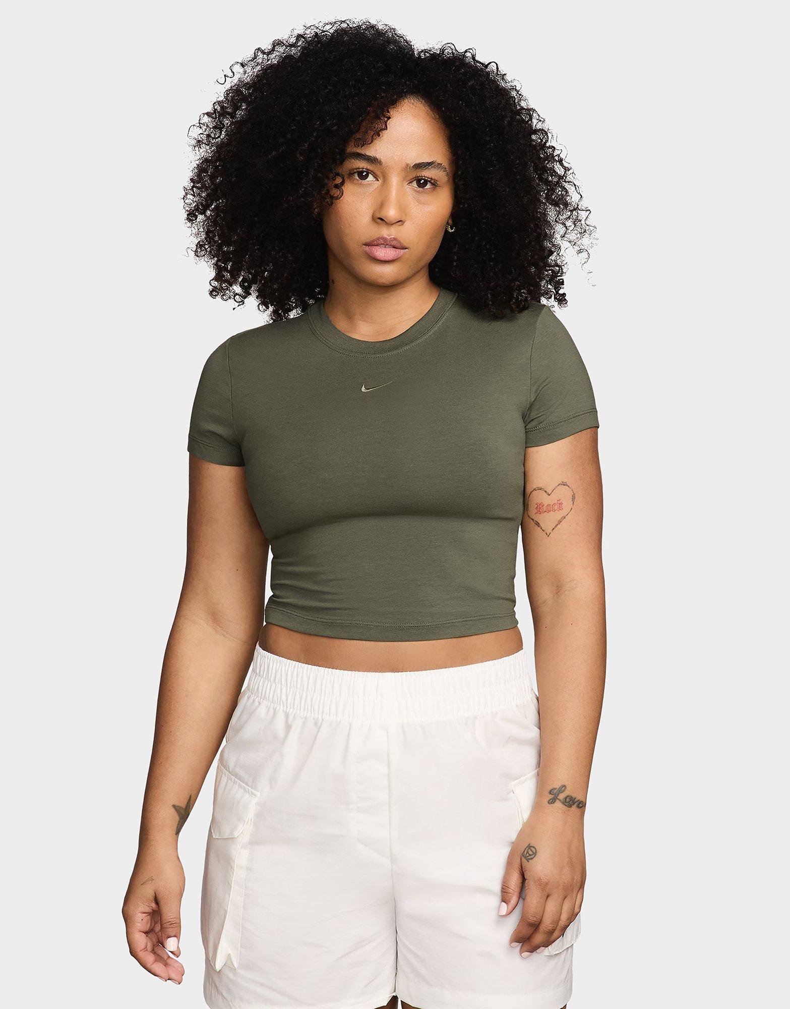 nike cropped t