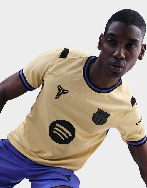 FC Barcelona 2025/26 Away Shirt