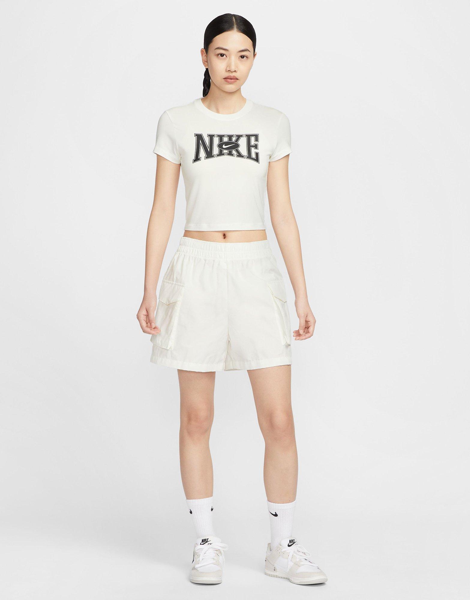nike crop outfit