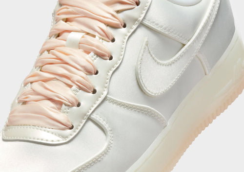 Air Force 1 ’07 LV8 Women's