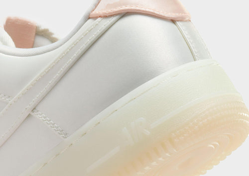 Air Force 1 ’07 LV8 Women's