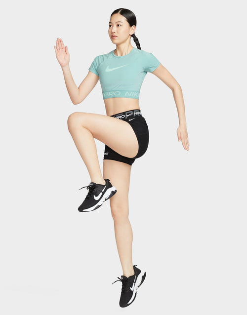 Pro Cropped Graphic Top