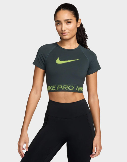 Pro Dri-FIT Cropped Graphic Top