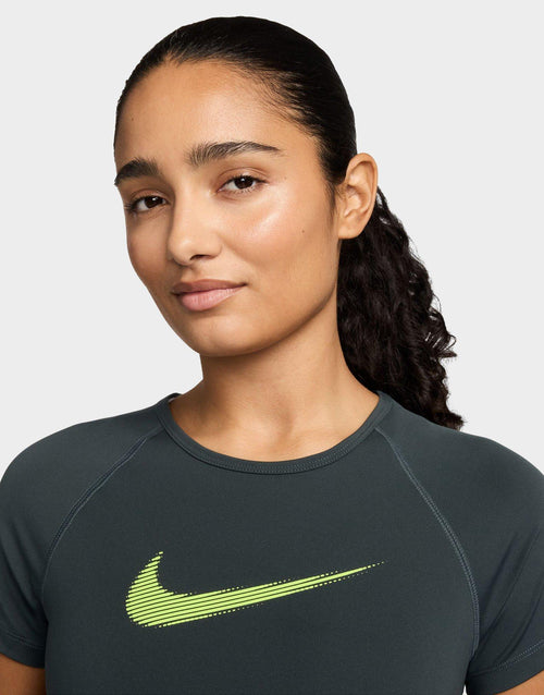 Pro Dri-FIT Cropped Graphic Top