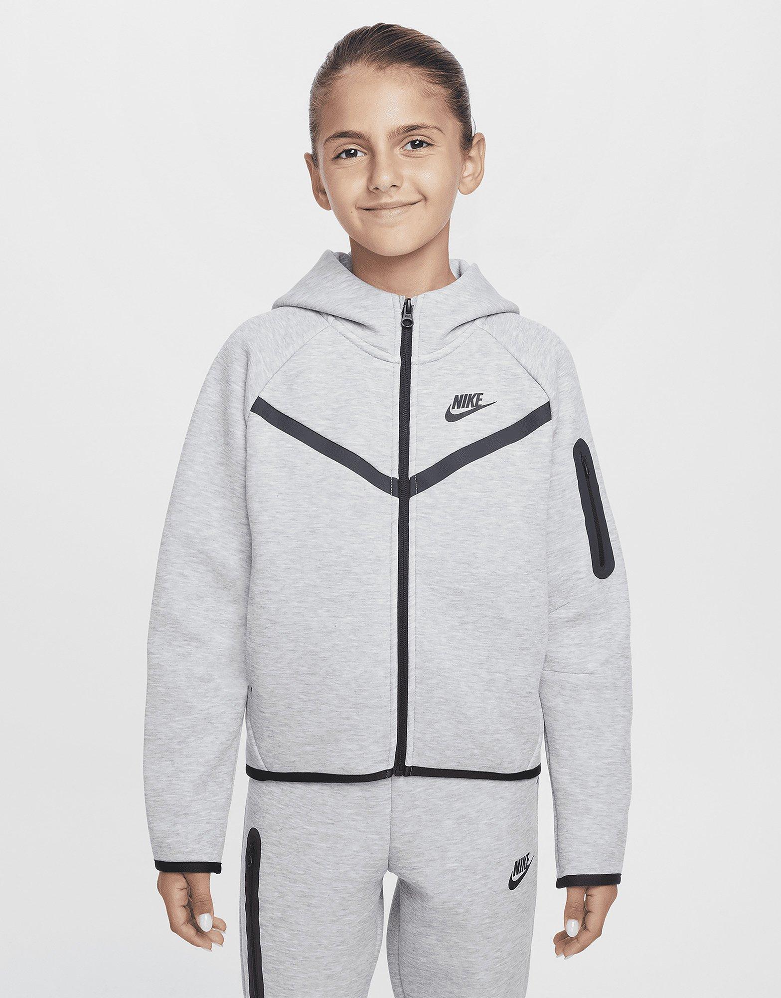 grey nike sweatshirt junior