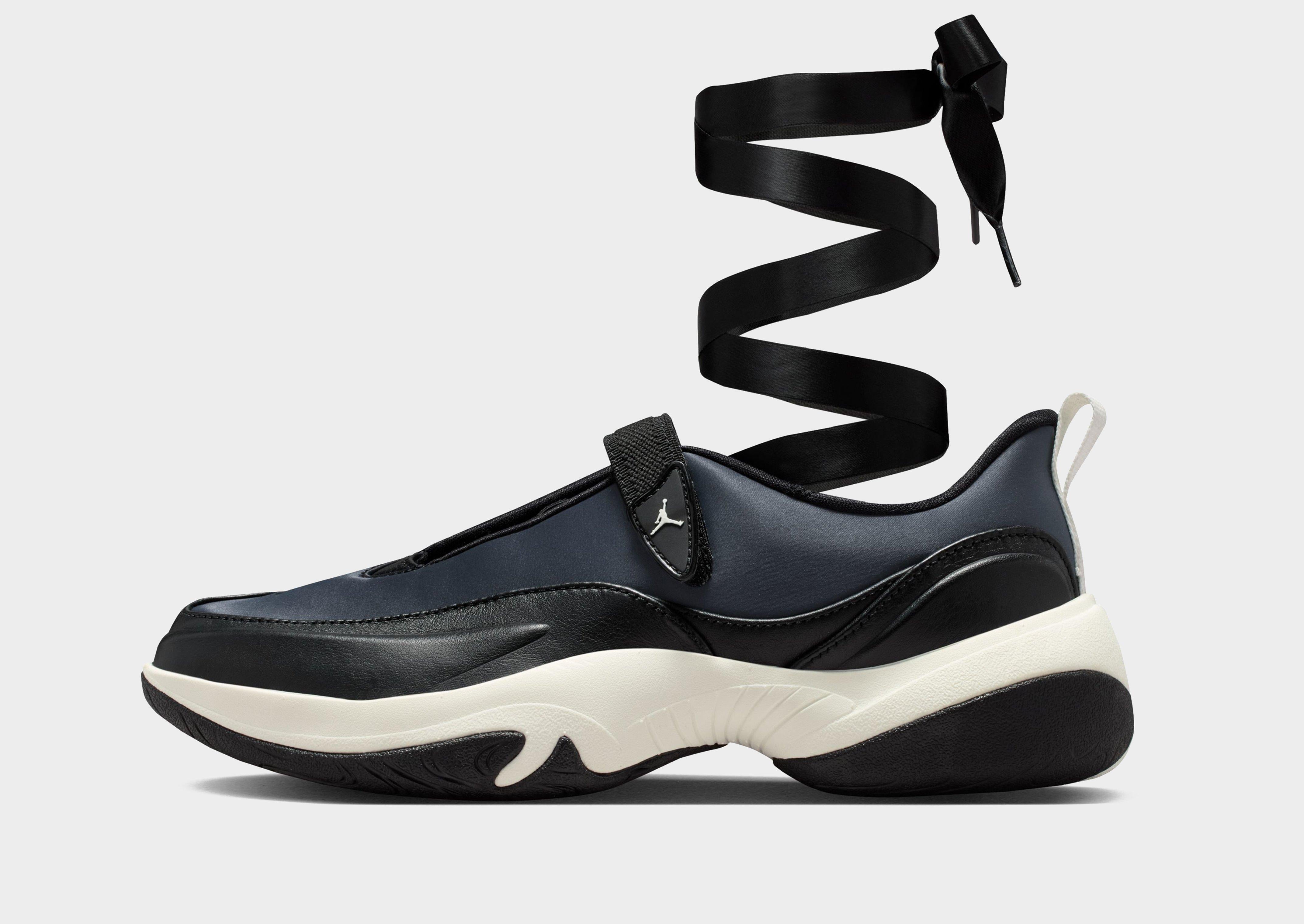 Pointe Women's