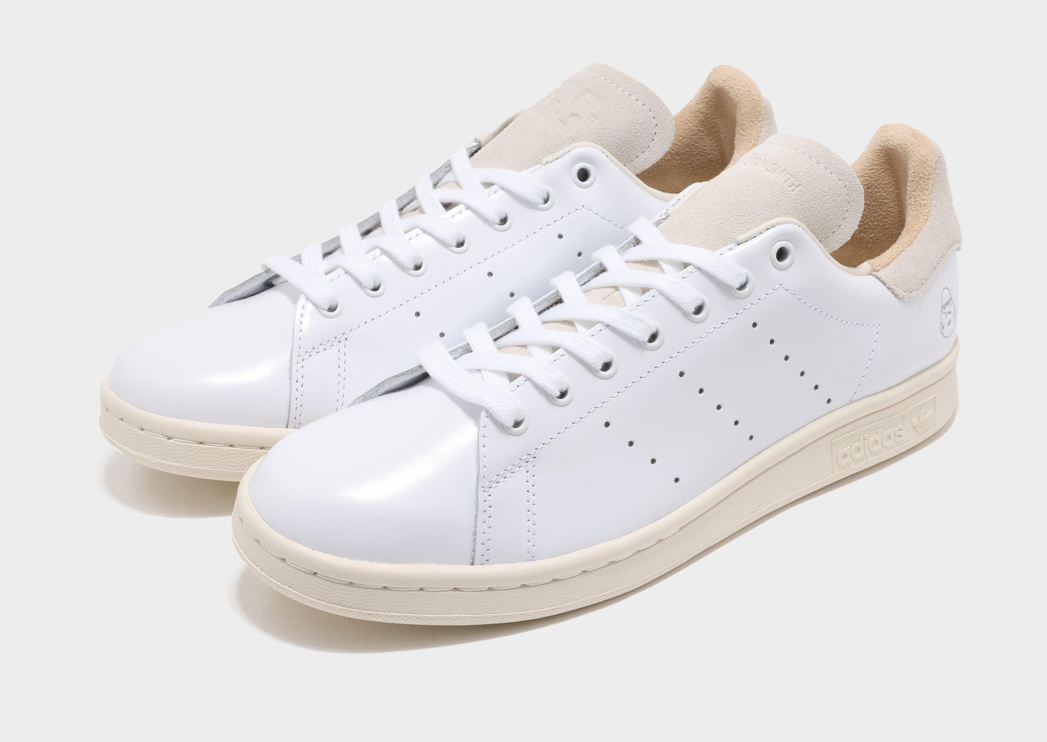 White adidas Star Wars Nanzuka Stan Smith - JD Sports Malaysia