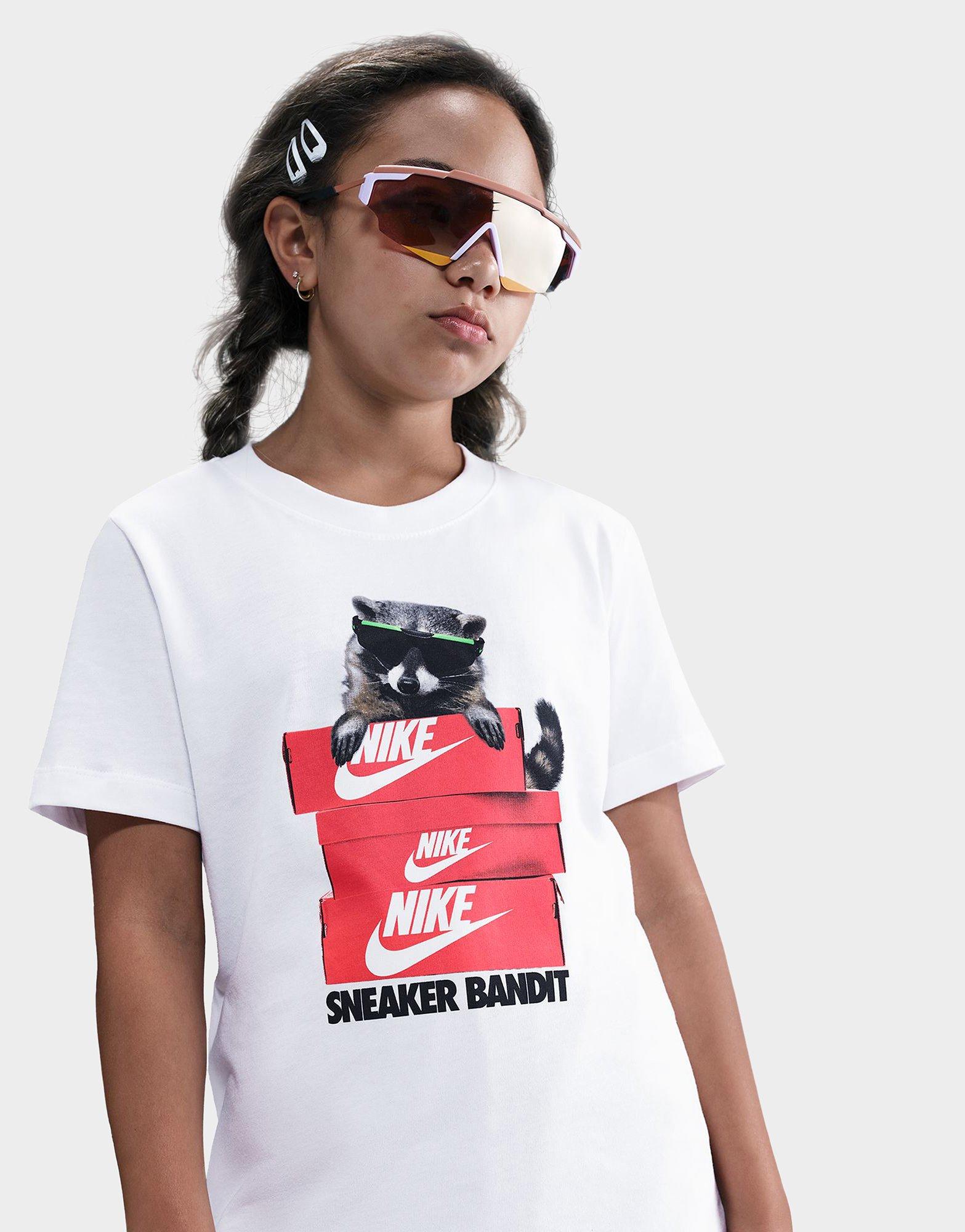 nike sneaker shirt