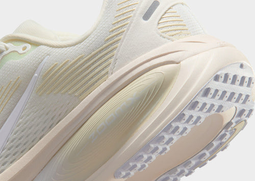 Vomero 18 Women's