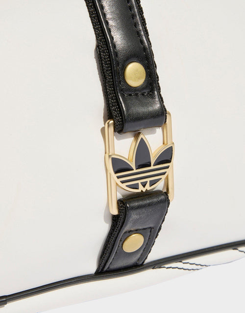 Airliner Elongated Bag