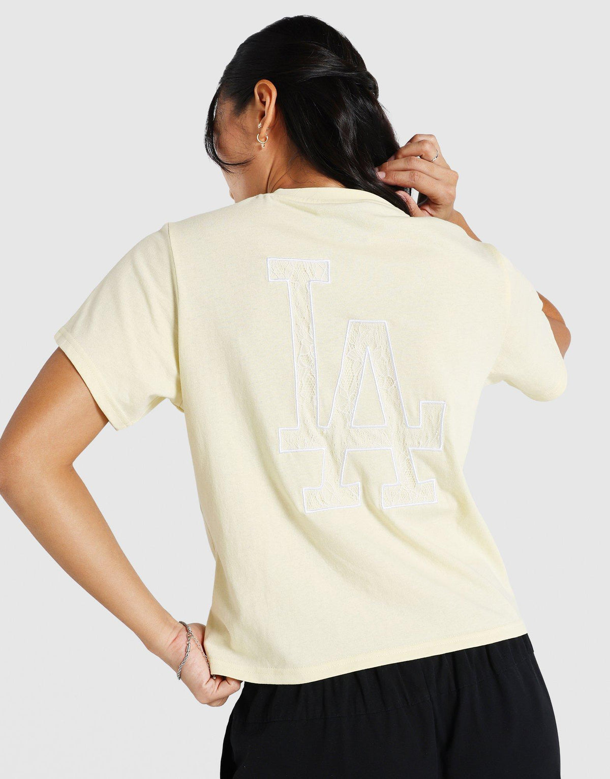 LA Dodgers Lace Appliqué T-Shirt