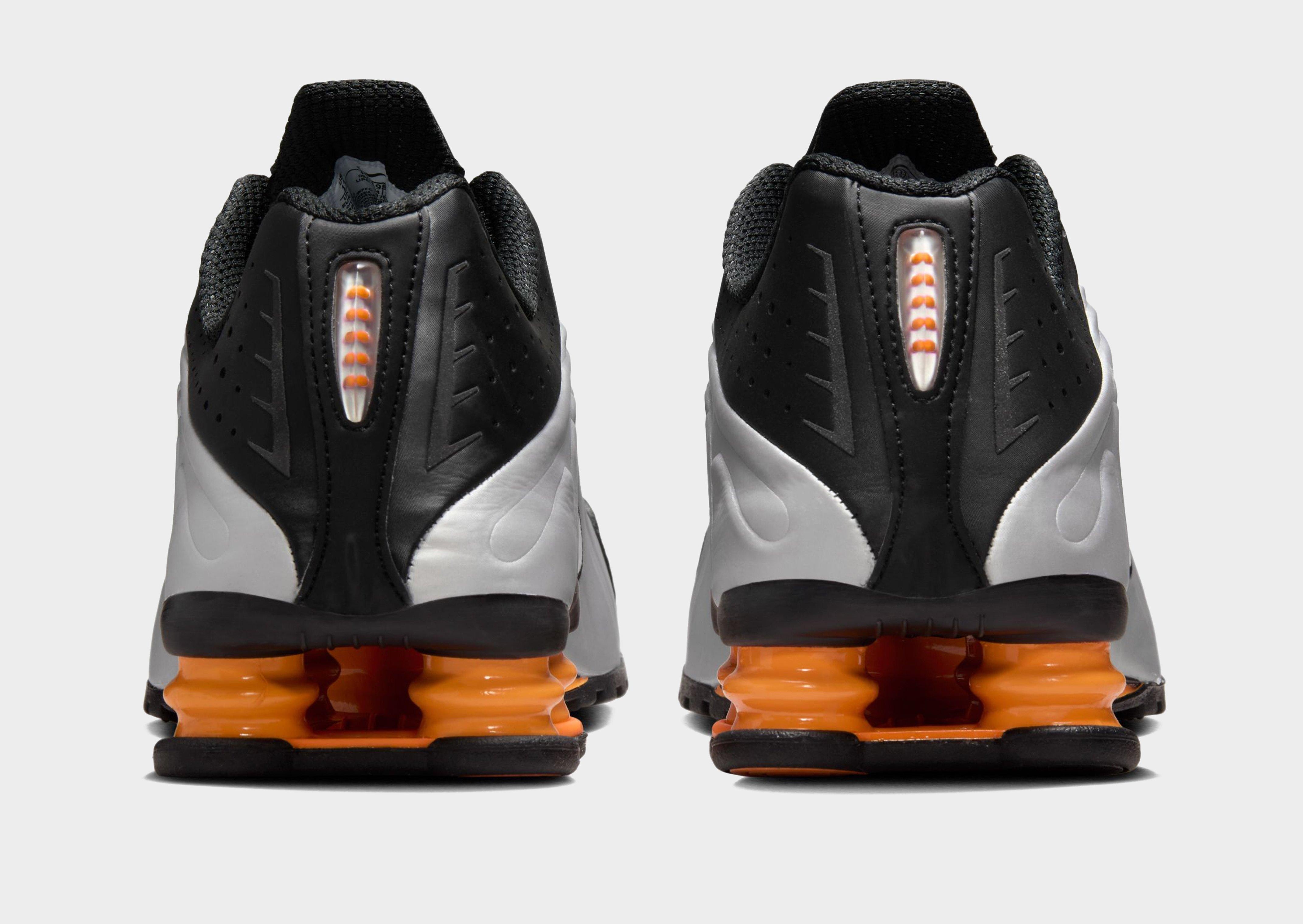 Black Nike Shox R4 - JD Sports Malaysia