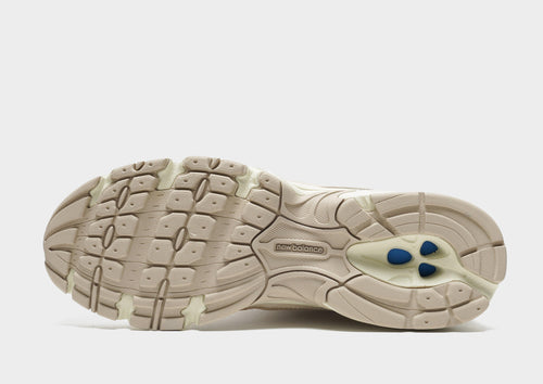 740 Women's