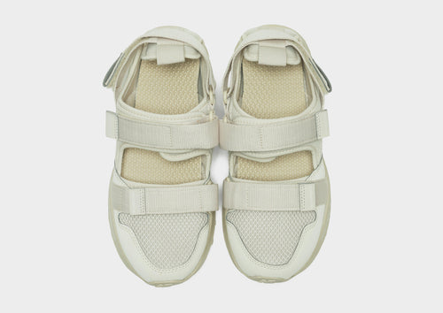 UA710 Women's