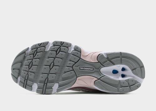 740 Women's