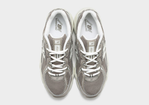 740 Women's
